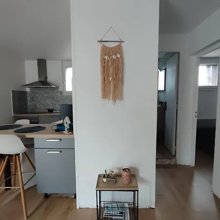 Dans Maison De Village Pinet (Herault)